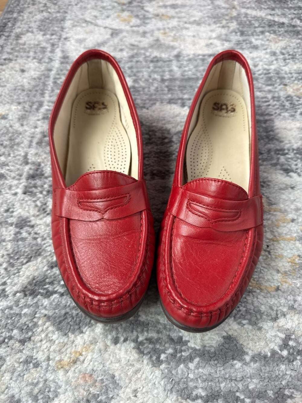 Vintage SAS Women's Red Leather Penny Loafers Size 8.5 M